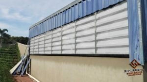 Veneziana Industrial Reduz CustosSoluções Eficientes para Ambientes Industriais