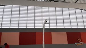Veneziana Industrial Design ModernoA Influência do Design Moderno na Ventilação e Iluminação