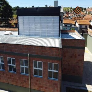 Venezianas Industriais Mais LuzDesign Inteligente para Iluminação Eficiente