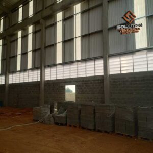 Venezianas Industriais Boa VentilaçãoVersatilidade para Diferentes Projetos Industriais