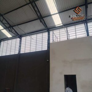 Veneziana Industrial Circulação do ArEconomia de Energia com Ventilação Natural