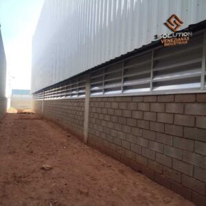 Veneziana Industrial Menos UmidadeGaranta a Melhor Ventilação com a Solution
