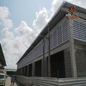 Veneziana Industrial Ótima Para LojasRedução no Consumo de Energia