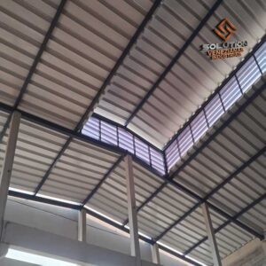 Lanternim em Arquitetura IndustrialRedução de Custos Operacionais