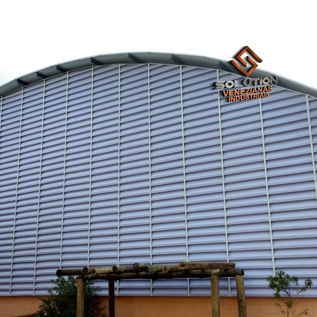 Veneziana Industrial Para Renova o Ar