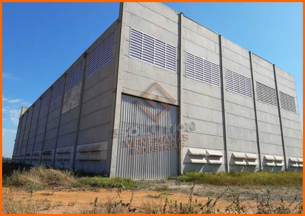 Veneziana Industrial Sustentável com design eficiente para economizar energia em ambientes industriais