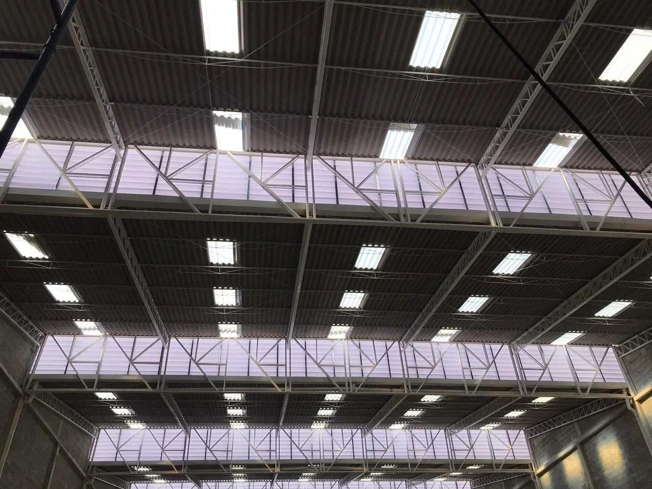 veneziana industrial renovação do ar