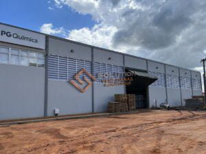Veneziana Fachada Para Seu Negócio - Como Implementar Veneziana Industrial na Fachada do Seu Negócio