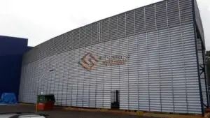 Luz de Veneziana Industrial - Redução do Ofuscamento