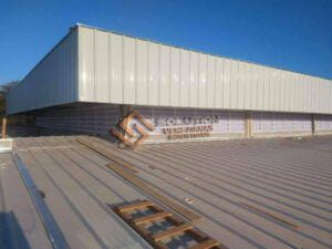 Lanternim: Iluminação Natural e Ventilação para Galpões