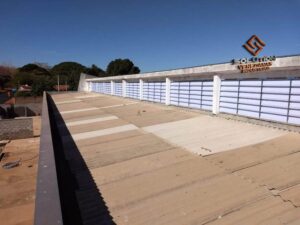 Lanternins: Melhorando a Ventilação com Maximização da Eficiência em Todas as Condições Climáticas