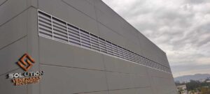 Veneziana Industrial: Escolhendo o Material e sua Facilidade de Manutenção