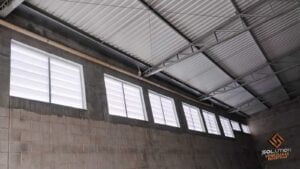 Veneziana Industrial Ótima IluminaçãoContribuição para a Sustentabilidade
