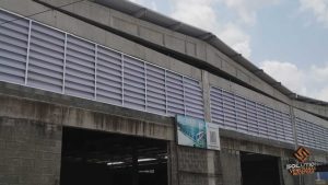 Veneziana Industrial Prática e Eficaz A Veneziana Industrial Prática e Eficaz da Solution é a Escolha Certa para ventilação e durabilidade