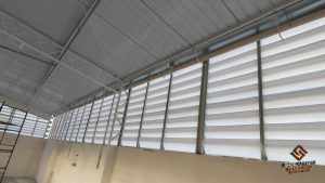 Veneziana Industrial para Armazéns Veneziana Industrial para Armazéns com ventilação e eficiência térmica