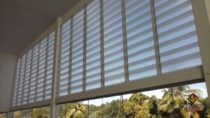 Veneziana Industrial Luz e VentilaçãoEconomia de Energia e Sustentabilidade