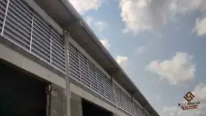 Benefícios Econômicos da Luz Natural com Veneziana Industrial Entrada de Luz