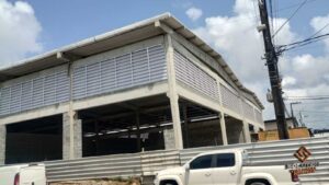 Circulação de Ar com Veneziana Industrial