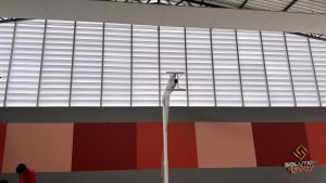 Veneziana Industrial Design Moderno com foco em ventilação e iluminação eficiente
