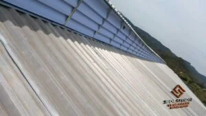 Lanternim Vantagens em Galpões Lanternim Vantagens em Galpões Maximização de Eficiência e Conforto
