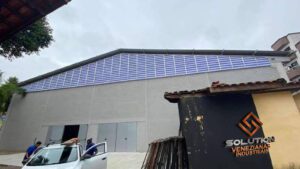 A Importância da Entrada de Luz Natural em Ambientes Industriais