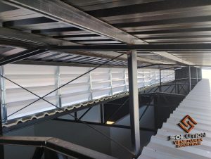 Lanternim Benefícios do Uso Lanternim Benefícios do Uso Redução de Custos Operacionais com eficiência energética