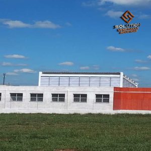Lanternim Para Espaços Industriais - Redução de custos a longo prazo com ventilação e iluminação natural