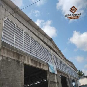 Veneziana Industrial Maior VentilaçãoO Segredo para Ambientes Industriais Eficientes