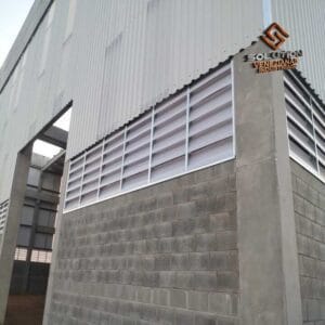 Benefícios das Venezianas Industriais para Indústria - Ventilação, conforto e durabilidade