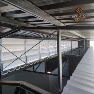 Lanternim Investimento em Qualidade Lanternim Investimento em Qualidade para iluminação natural e ventilação industrial eficiente