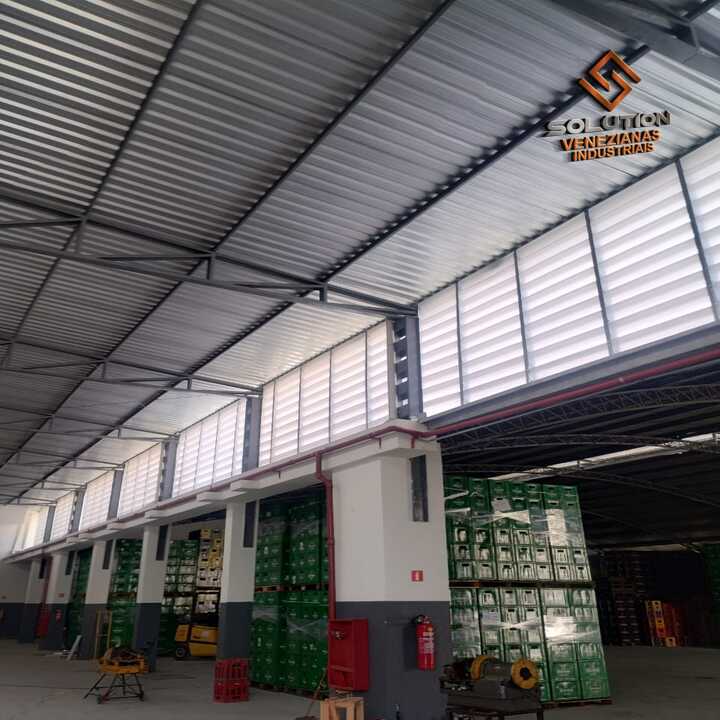 Veneziana Industrial Melhorando o Ar