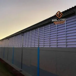 O Que Torna a Veneziana Industrial Ótima em Galpões O Que Torna a Veneziana Industrial Ótima em Galpões