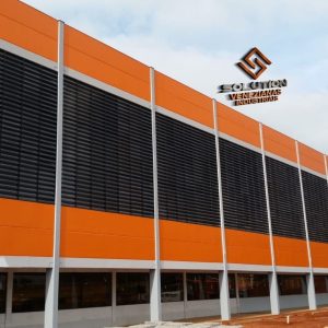 Personalização e Qualidade Superior na Veneziana Industrial Medidas da Solution