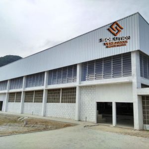 O Papel da Veneziana Industrial Em Grandes Obras de Alto Desempenho garantindo ventilação e conforto térmico