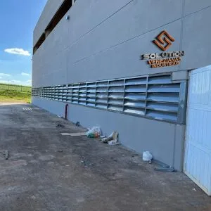 Facilidade de Instalação com Veneziana Industrial Aço Galvanizado Facilidade de Instalação com Veneziana Industrial Aço Galvanizado