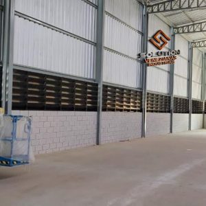 Venezianas Industriais com Pintura Eletrostática em aço, garantindo resistência à corrosão, estética duradoura e acabamento profissional para fachadas industriais