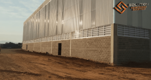 Veneziana Industrial Ar Mais Fresco com ventilação natural inteligente