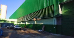 Solution Venezianas Industriais, Solução com venezianas industriais para galpões, fábricas e depósitos, focada em robustez, durabilidade e padronização de instalação.
