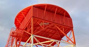 Solution Veneziana Industrial, Solução de veneziana industrial pensada para fechamento ventilado em edificações industriais e comerciais. Indicado para projetos que exigem resistência, padronização e fabricação conforme dimensões do vão, com foco em desempenho e durabilidade.